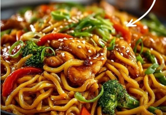 Crockpot Chicken Lo Mein