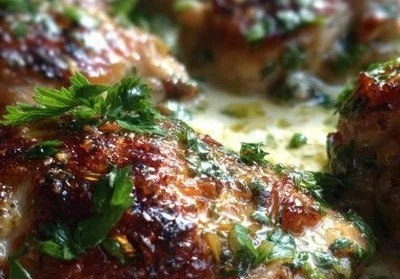 Creamy Oven Baked Chicken Thighs