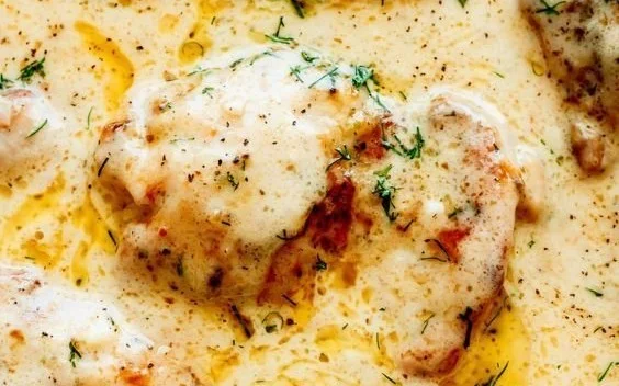 Creamy Oven Baked Chicken Thighs