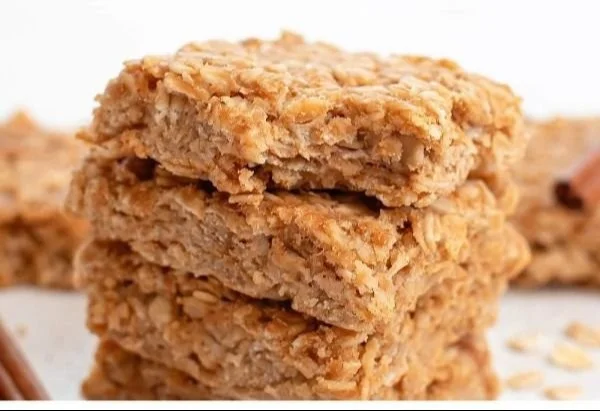 3 Ingredient Apple Cinnamon Oatmeal Bars 7 3 Ingredient Apple Cinnamon Oatmeal Bars