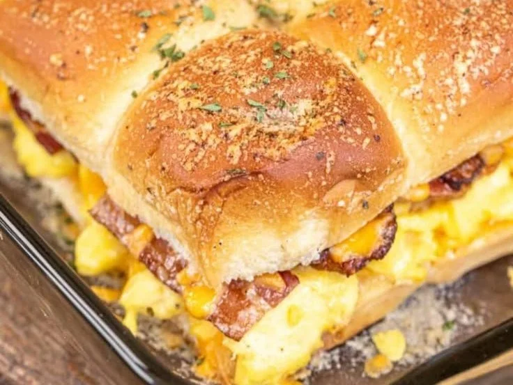 Crack Breakfast Sliders 8 Crack Breakfast Sliders