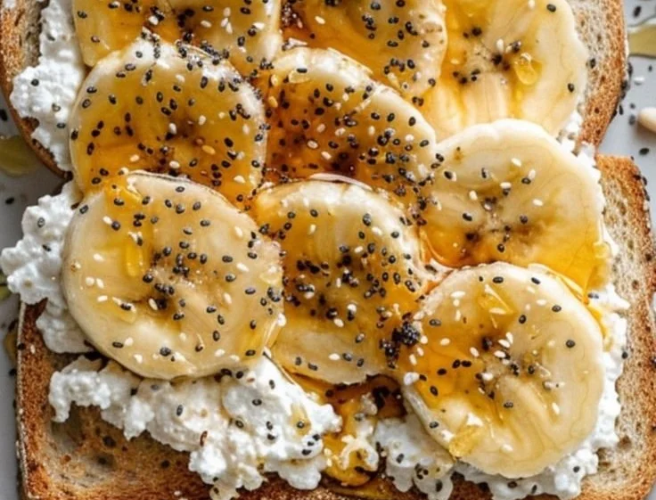 Cottage Cheese Toast with Banana