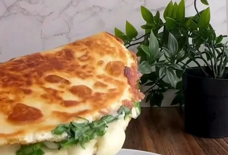 Spinach and Cheese Egg Breakfast Quesadilla 5 Spinach and Cheese Egg Breakfast Quesadilla